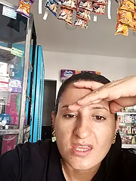 Snapshot of Titiss8921 chatting on 09/30/25, 02:22 Titiss8921 online show from 09/30/25, 02:22