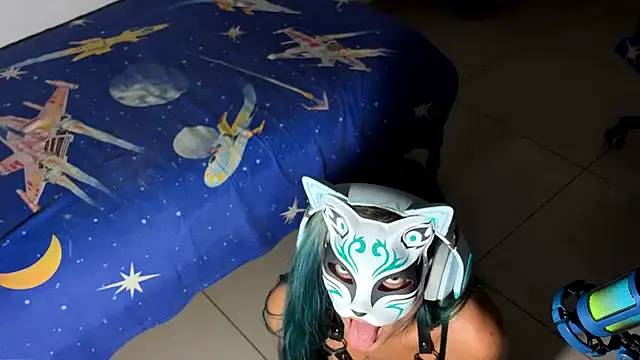 bluesubmissive online show from 12/04/25, 04:11