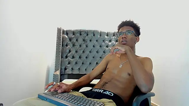 nero reyd online show from 10/15/25, 07:14