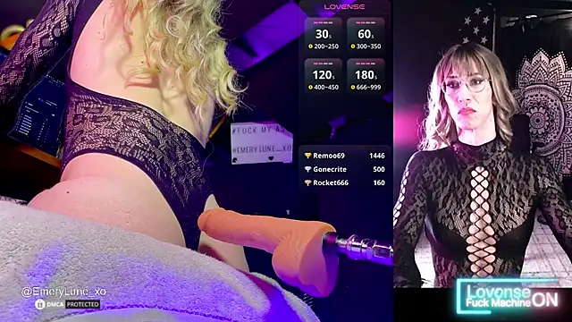 Snapshot of EmeryLune_xo chatting on 12/04/25, 05:06 EmeryLune xo online show from 12/04/25, 05:06