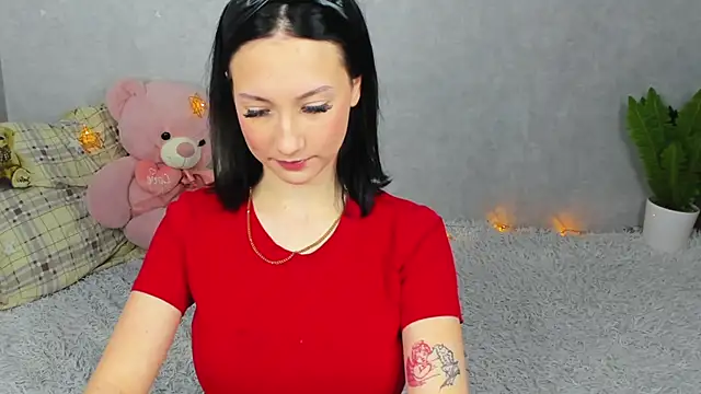 Snapshot of EileenMoores chatting on 11/26/25, 02:40 EileenMoores online show from 11/26/25, 02:40