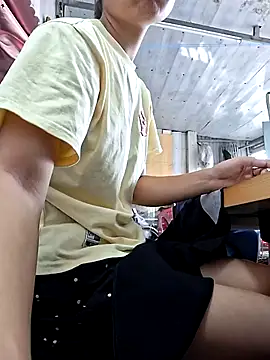 irina hana online show from 10/01/25, 01:00