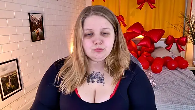 Snapshot of SladaDell chatting on 02/21/26, 09:10 SladaDell online show from 02/21/26, 09:10