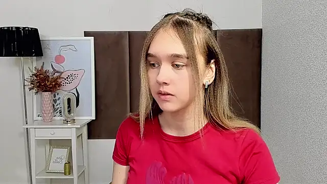 Snapshot of Vel1ka chatting on 11/13/25, 10:47 Vel1ka online show from 11/13/25, 10:47