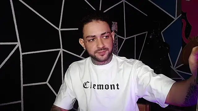 nicolastorres99 online show from 11/03/25, 03:19