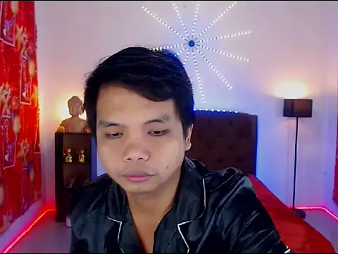 XExtraServiceManX online show from 12/19/25, 02:02