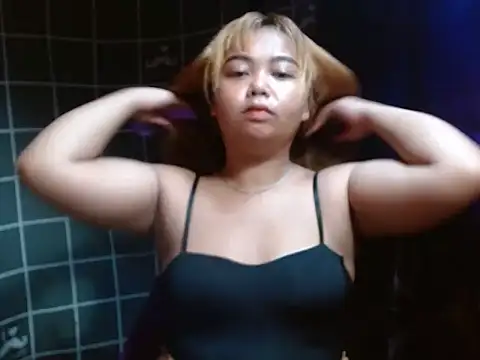 Snapshot of Hajaima chatting on 11/07/25, 02:39 Hajaima online show from 11/07/25, 02:39