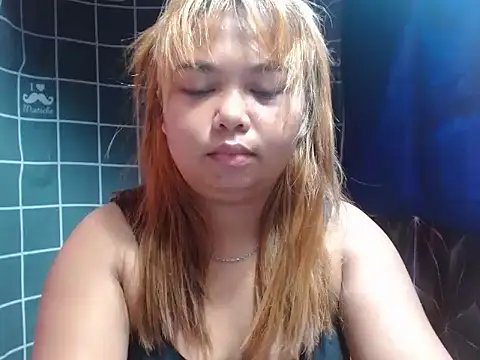 Snapshot of Hajaima chatting on 11/16/25, 09:26 Hajaima online show from 11/16/25, 09:26