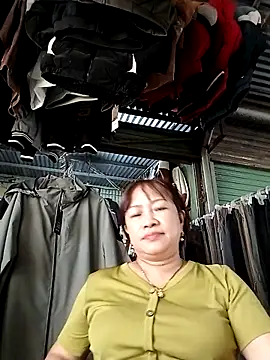 Snapshot of Baby-ladysweets20 chatting on 09/12/25, 12:55 Baby-ladysweets20 online show from 09/12/25, 12:55