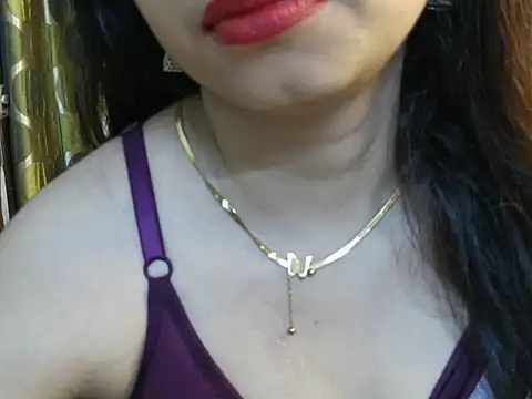 Snapshot of ruby100 chatting on 09/09/25, 07:30 ruby100 online show from 09/09/25, 07:30