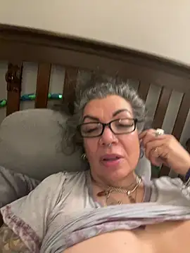 dieseldame1313 online show from 02/24/25, 04:47