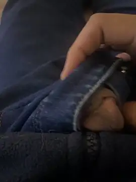 Snapshot of Moy27m chatting on 10/02/25, 01:56 Moy27m online show from 10/02/25, 01:56