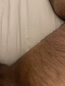 Snapshot of Moy27m chatting on 11/21/25, 10:41 Moy27m online show from 11/21/25, 10:41