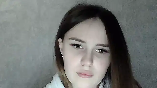 SweetLoraa online show from 02/10/26, 04:44