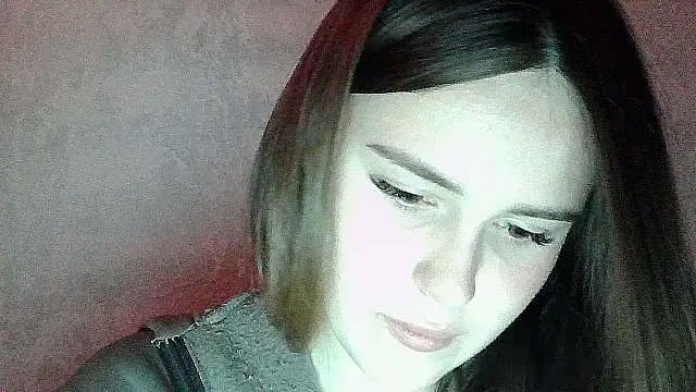 SweetLoraa online show from 04/26/26, 08:39