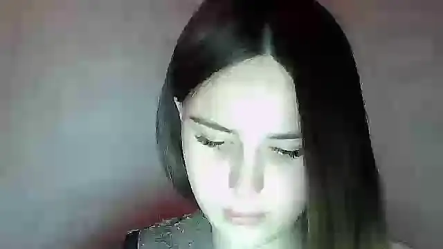 SweetLoraa online show from 04/27/26, 08:51