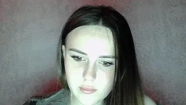 SweetLoraa online show from 04/29/26, 01:21