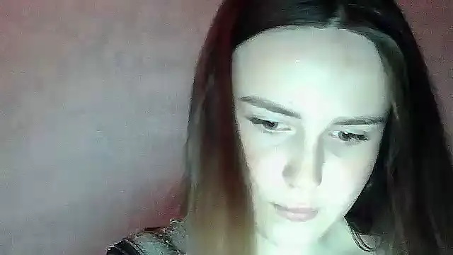 SweetLoraa online show from 05/05/26, 10:18
