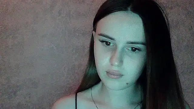 SweetLoraa online show from 06/23/26, 08:18