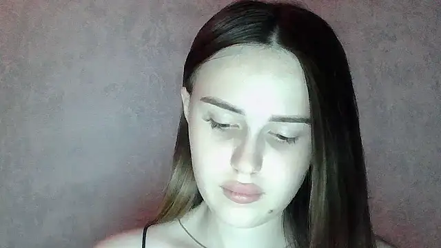 SweetLoraa online show from 06/26/26, 04:55