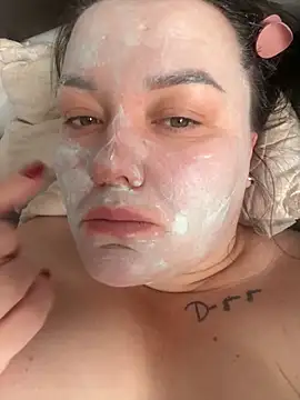 SunnyLeila2101 online show from 10/06/25, 10:02