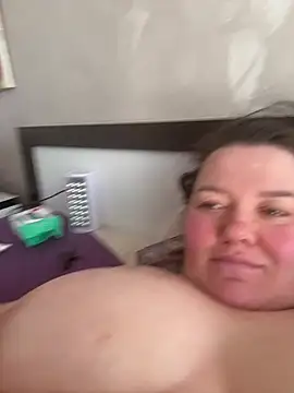 SunnyLeila2101 online show from 03/05/26, 09:05