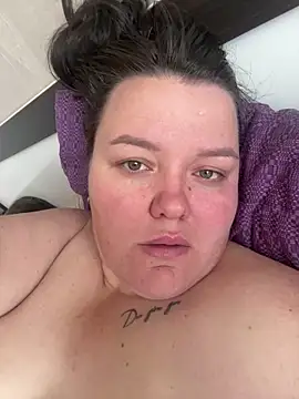 SunnyLeila2101 online show from 05/06/26, 06:41
