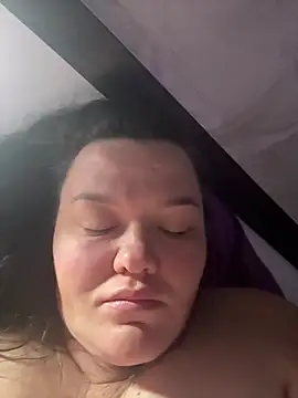 SunnyLeila2101 online show from 06/03/26, 10:26