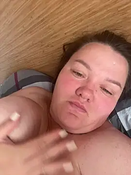 SunnyLeila2101 online show from 06/24/26, 05:06