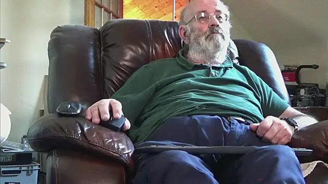 janzer13 online show from 11/23/25, 03:01