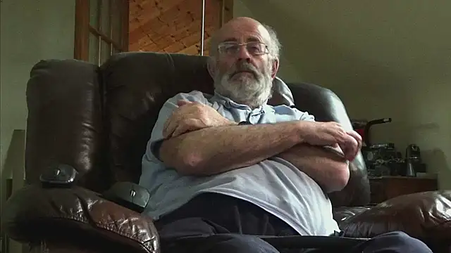 Snapshot of janzer13 chatting on 01/17/26, 02:00 janzer13 online show from 01/17/26, 02:00