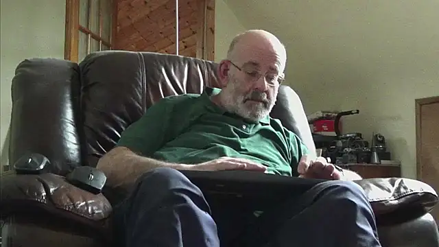 Snapshot of janzer13 chatting on 03/01/26, 02:08 janzer13 online show from 03/01/26, 02:08