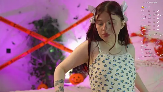 ambershoney online show from 10/24/25, 07:43