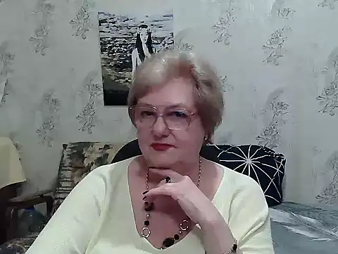 Renata62011 online show from 04/18/26, 07:07