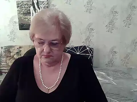 Renata62011 online show from 04/27/26, 11:19