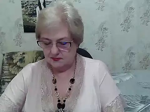 Renata62011 online show from 05/26/26, 12:45
