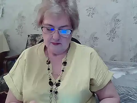 Snapshot of Renata62011 chatting on 06/22/26, 01:08 Renata62011 online show from 06/22/26, 01:08