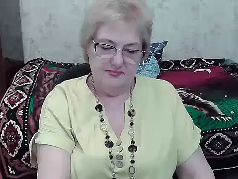 Snapshot of Renata62011 chatting on 06/24/26, 12:48 Renata62011 online show from 06/24/26, 12:48