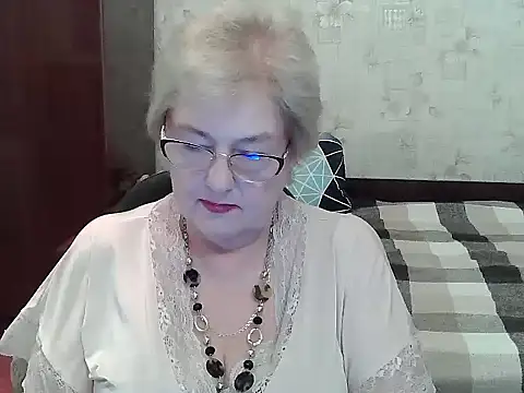 Snapshot of Renata62011 chatting on 07/13/26, 12:52 Renata62011 online show from 07/13/26, 12:52