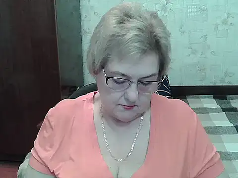 Snapshot of Renata62011 chatting on 07/28/26, 11:17 Renata62011 online show from 07/28/26, 11:17