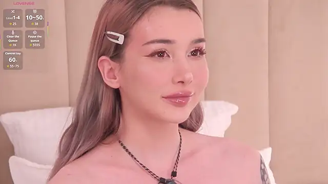 Nesolla online show from 12/15/25, 07:29