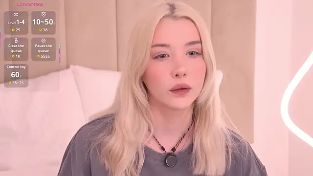 Nesolla online show from 05/11/26, 09:04