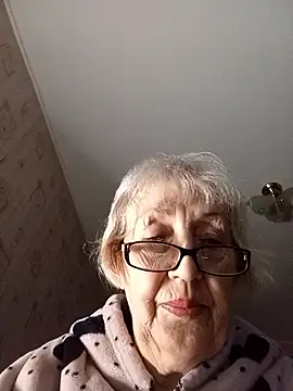 Anatolia5961 online show from 10/04/25, 03:10