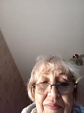 Anatolia5961 online show from 10/31/25, 04:24