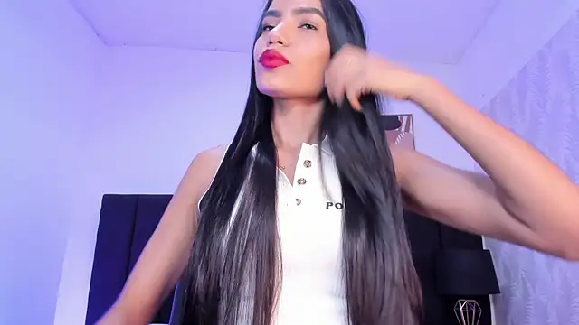 kaylaadams7 online show from 12/14/25, 11:37