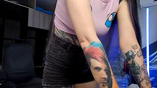 Snapshot of HighelikeGirl chatting on 09/25/25, 07:45 HighelikeGirl online show from 09/25/25, 07:45