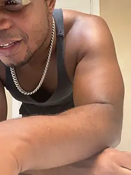 Snapshot of KeYBuMp323 chatting on 09/10/25, 02:17 KeYBuMp323 online show from 09/10/25, 02:17