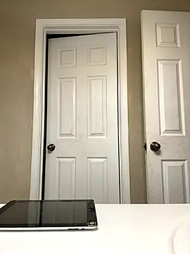 Snapshot of KeYBuMp323 chatting on 09/16/25, 02:18 KeYBuMp323 online show from 09/16/25, 02:18