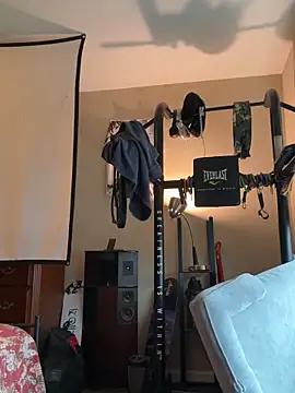 Snapshot of KeYBuMp323 chatting on 12/02/25, 03:40 KeYBuMp323 online show from 12/02/25, 03:40