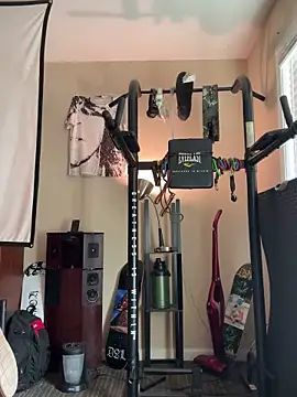 KeYBuMp323 online show from 12/17/25, 03:18